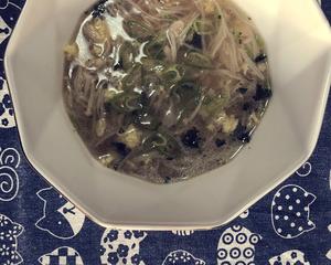 【雅卓宝儿MM早餐记】土豆咖喱鸡腿饭与金针菇蛋花汤的完美搭配，给女儿满足的一个清晨的做法 步骤18