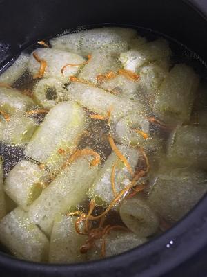 竹荪虫草花鸡汤的做法 步骤5