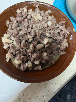 牛肝菌牛肉焖饭的做法 步骤4