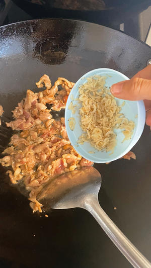 宝宝不上火“炒饭”，电饭煲焖饭的做法 步骤6