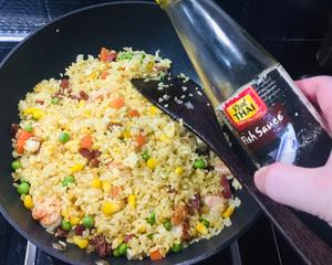 泰式咖喱·菠萝炒饭的做法 步骤12