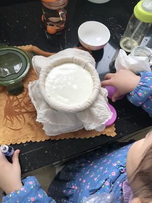 无奶粉溶豆，绝对不消泡的做法 步骤6