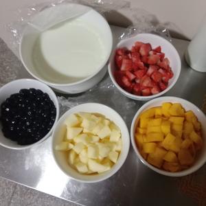 (奶粉)制作酸奶(不用酸奶机)的做法 步骤7
