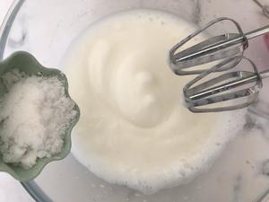 简约奥利奥奶油蛋糕，做法简单，小白秒变烘焙达人的做法 步骤6