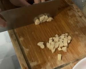 扬州炒饭的做法 步骤2