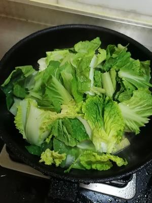 炖小白菜豆腐海鲜菇的做法 步骤5