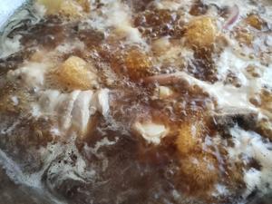 《花花家的菜》红蘑炖鸡肉的做法 步骤11