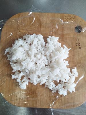 春游便当之三角饭团（奶黄馅）的做法 步骤2