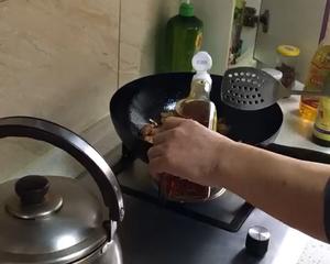 小鸡炖蘑菇的做法 步骤8