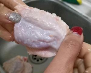 家常鸡翅包饭 我家娃儿百吃不厌｛拆骨详解｝爱心餐，俘虏爱人神器的做法 步骤14