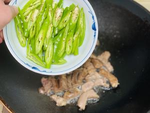 杭椒牛排白玉菇，你没吃完的健身牛排|我吹过你吹过的风，这算不算相拥的做法 步骤14