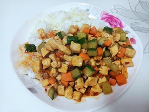 鸡肉丁盖饭的做法 步骤9