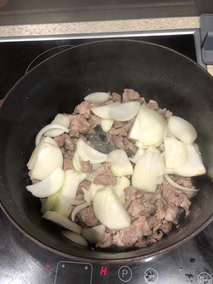 新疆羊肉手抓饭铸铁锅用起来的做法 步骤8