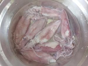 味好美料包空炸红管鱿鱼的做法 步骤1