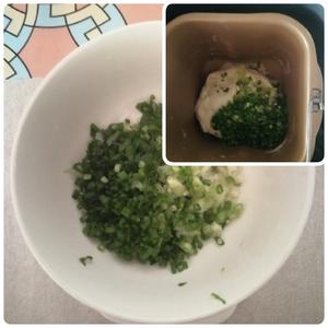 椒香葱饼的做法 步骤3
