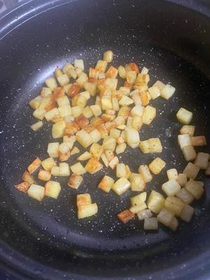 巨下饭的青花椒牛肉土豆盖饭的做法 步骤3