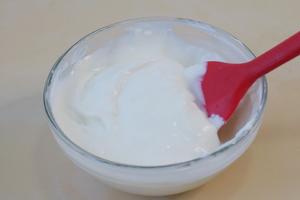 ?口感细腻丰富，制作简单—日式冰乳酪戚风蛋糕的做法 步骤5