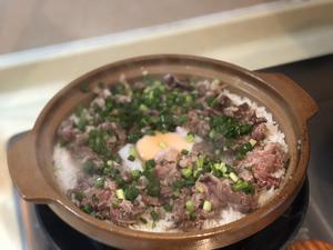 「Panga菜谱」窝蛋牛肉煲仔饭的做法 步骤8