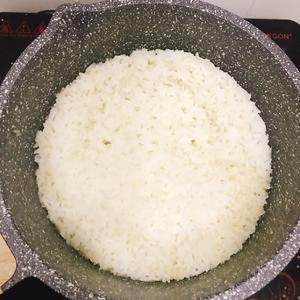 麦饭石锅快手煲仔饭（电磁炉版）的做法 步骤6