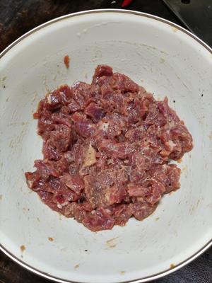 牛肉芝士焗饭的做法 步骤1