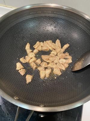 鸡胸肉芝士焗饭的做法 步骤5