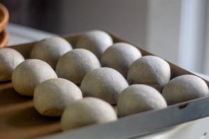 黑芝麻豆乳乳酪贝果?双重口感宝藏搭配?的做法 步骤4