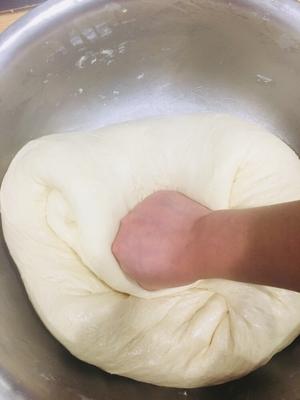 松软香酥油条的做法 步骤5