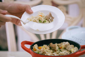 铸铁锅排骨五彩煲仔饭（有漂亮锅巴）的做法 步骤14