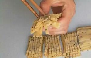 香酥油花花的做法 步骤6
