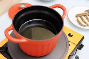 炸茄盒【1月北鼎珐琅锅食谱】的做法 步骤7