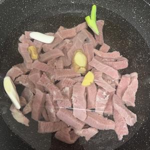 味道华丽做法简单的牛肉干（免烤免烘干）的做法 步骤3
