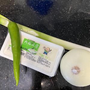 韩式辣海鲜豆腐汤的做法 步骤1