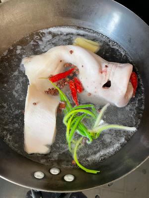 卤猪头肉0厨艺的做法 步骤1