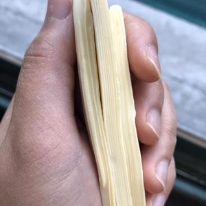 国家中级西点师开酥基本功：咖喱牛肉三角的做法 步骤12