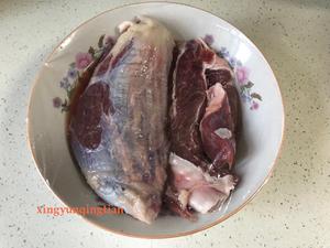 卤牛肉(简单、香)的做法 步骤2