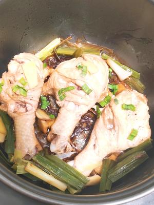 零厨艺在家用电饭煲卤琵琶鸡腿的做法 步骤6