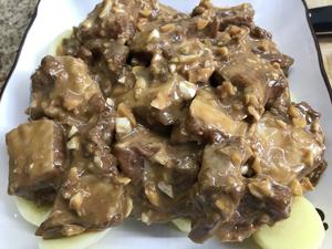 蒜香蒸排骨（垫底的土豆也超级绵软入味）的做法 步骤6