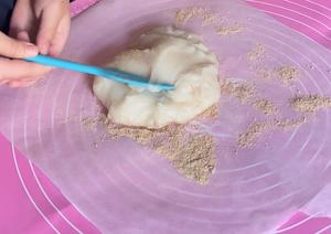 糯米豆沙卷（家庭版驴打滚）的做法 步骤3