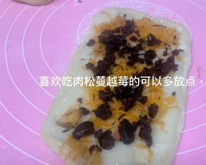 有烤箱在家就能做的-酸甜肉松蔓越莓馅儿小方包~新手小白冲的做法 步骤16