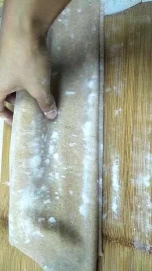 手工高粱面面条的做法 步骤4