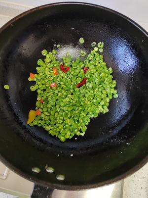 下饭菜——肉沫豆角橄榄菜的做法 步骤4