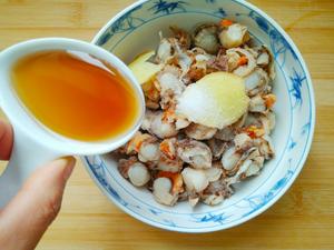 蒜蓉粉丝蒸扇贝的做法 步骤2