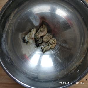 宝宝辅食:手擀果蔬蝴蝶卡通面片（内附补锌牡蛎蛋花茄汁面教程）的做法 步骤7