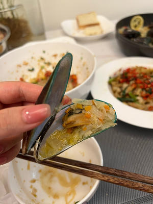 快手十分钟Mussel Vino法式白葡萄酒煮青口海虹的做法 步骤7