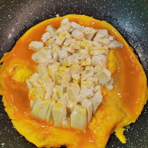 豆腐抱蛋（简单清淡）的做法 步骤8