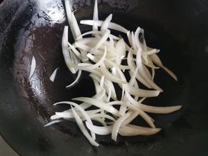 家常快手菜-洋葱炒牛肉的做法 步骤5