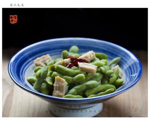 夏日小菜之盐水毛豆与话梅花生的做法 步骤3