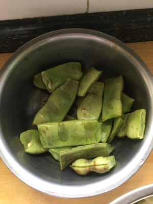 下饭好菜༄「酱香油豆角炒花菜」༄的做法 步骤2