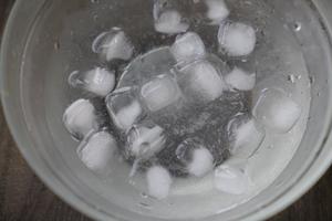 雪碧蜜桃渍话梅番茄-解暑神器-好吃不胖的做法 步骤7