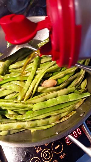 干饭神器--炖芸豆的做法 步骤5